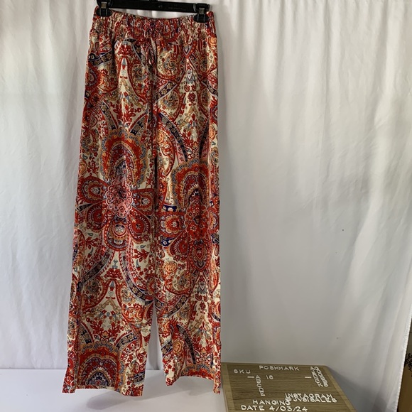 SHEIN VCAY Paisley Print Wide Leg Pants Size M  Waist 24 inches - Picture 3 of 9